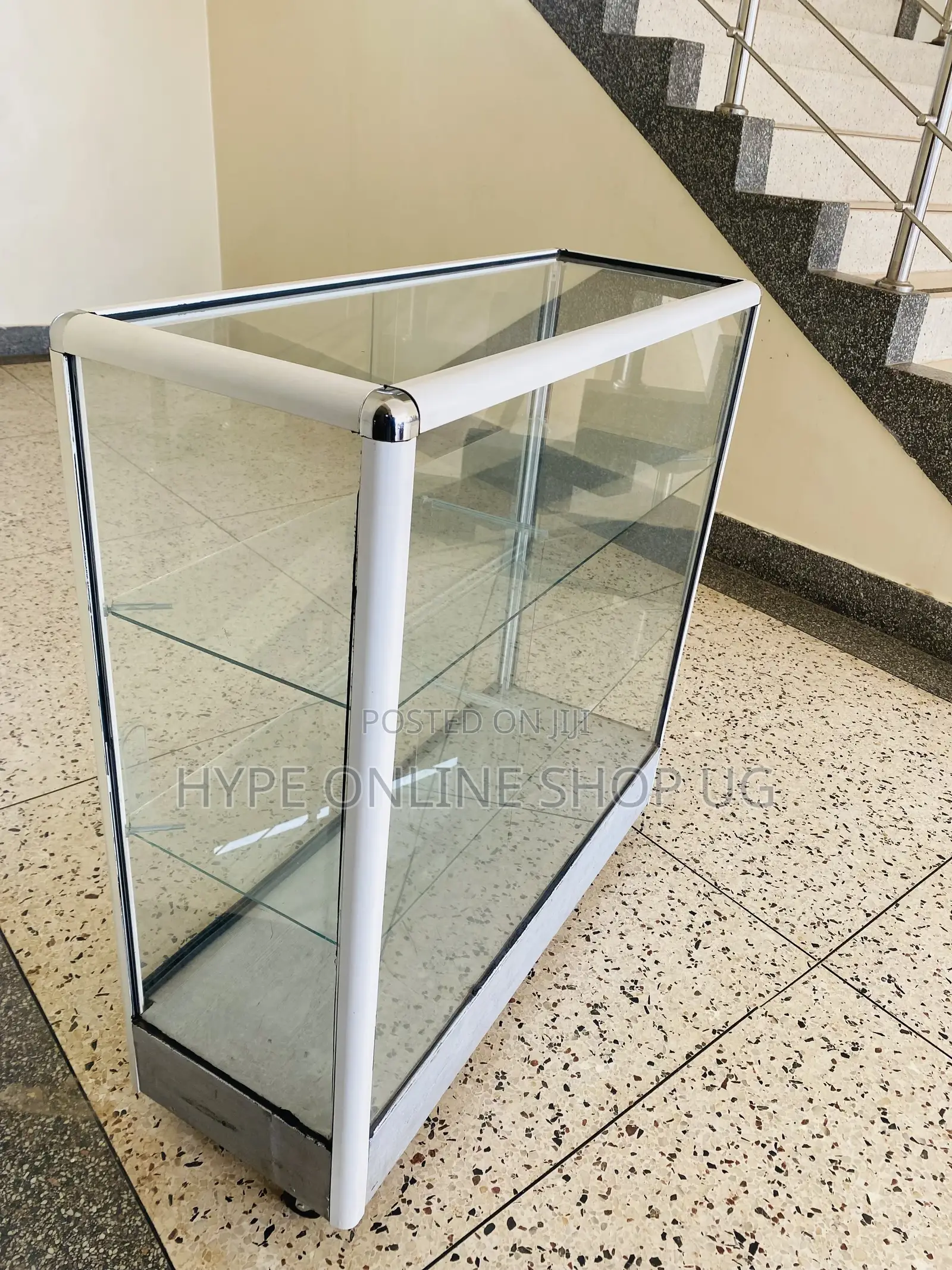 3ft Standard Showcases