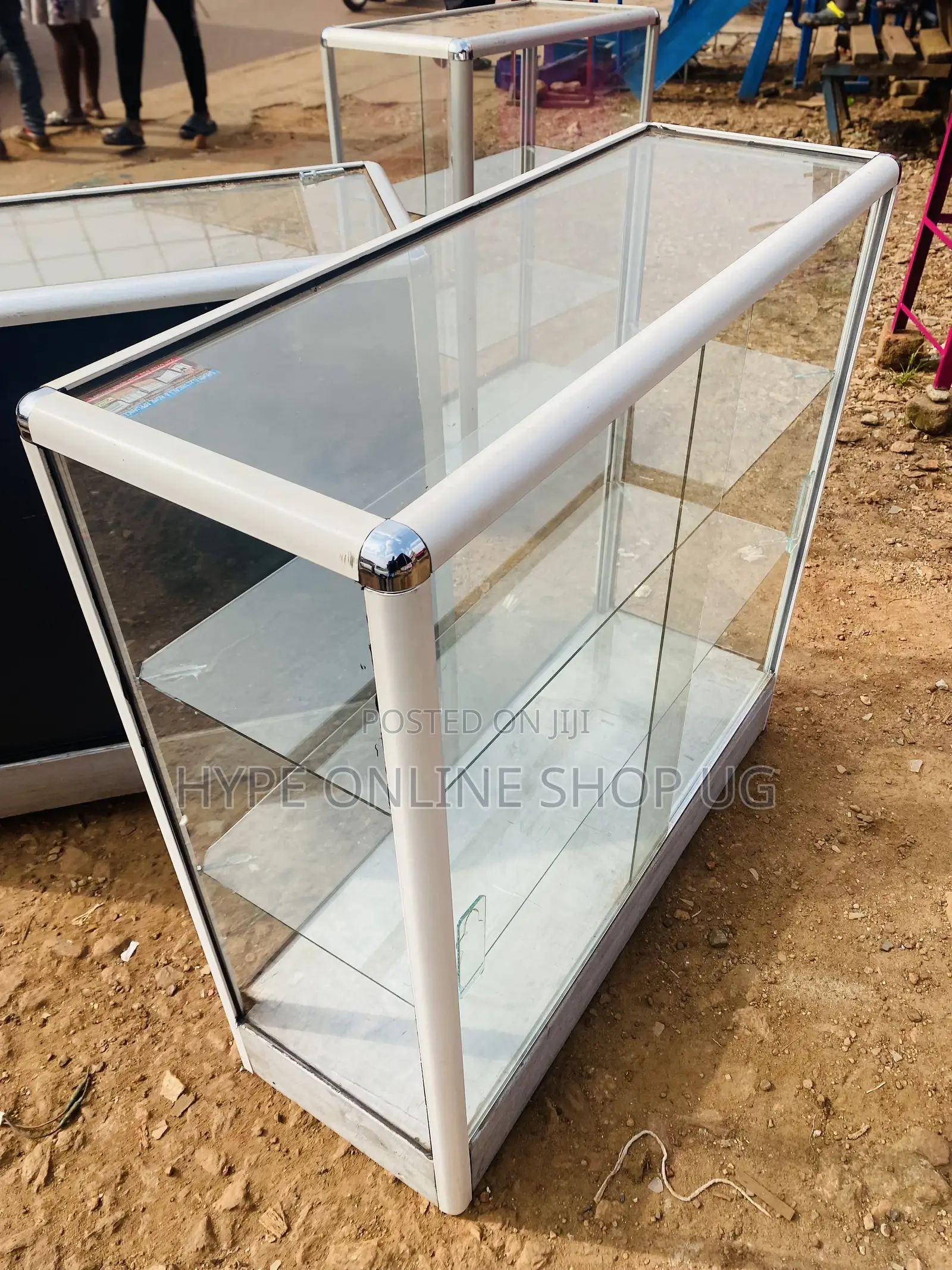 Good Showcases of 3ft Displays
