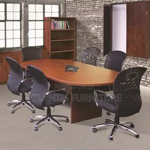 Red Oak Oval Board Room Table (2meters)