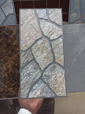 Wall Tiles Chain Fecial