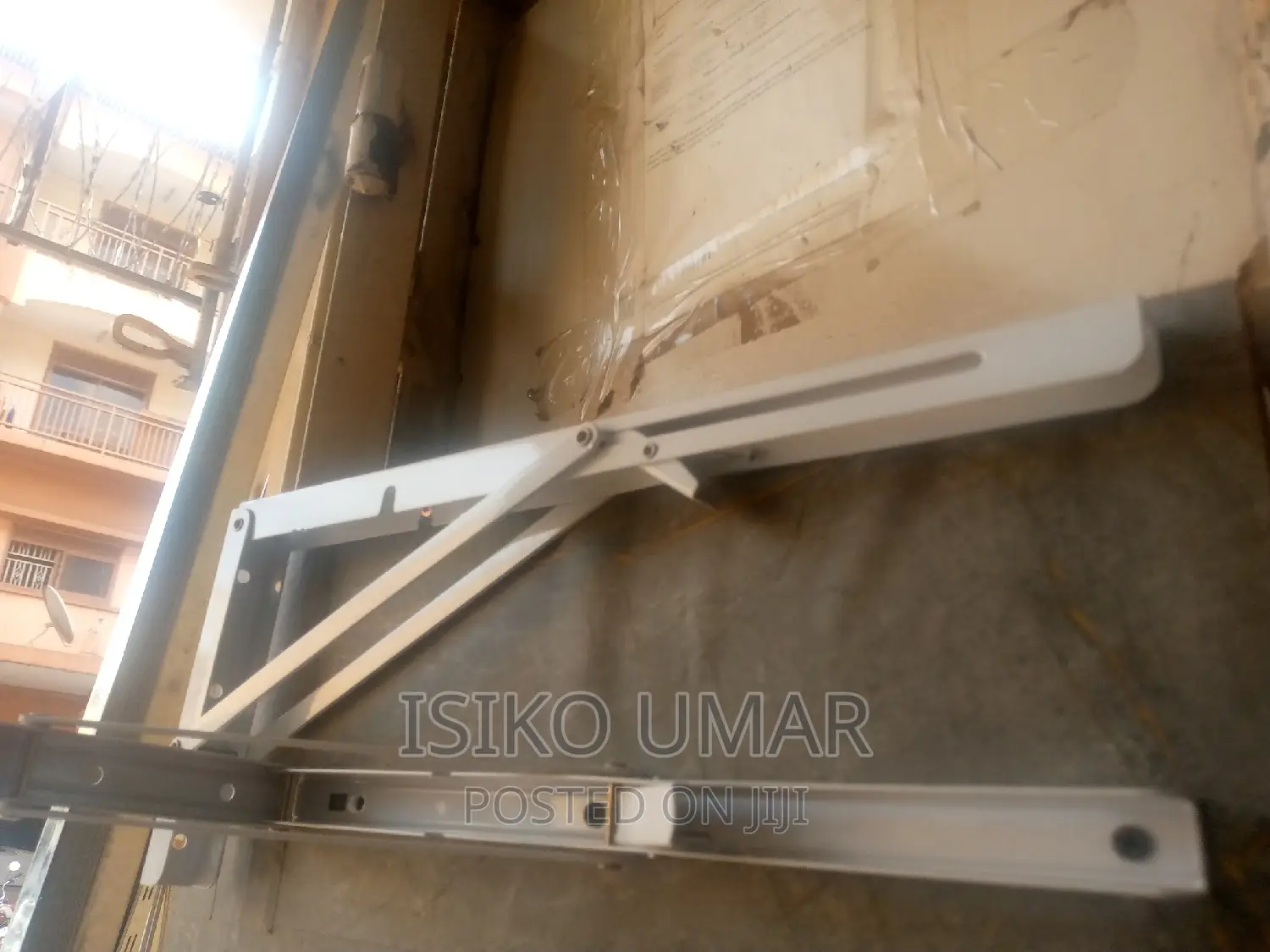 Foldable Brackets