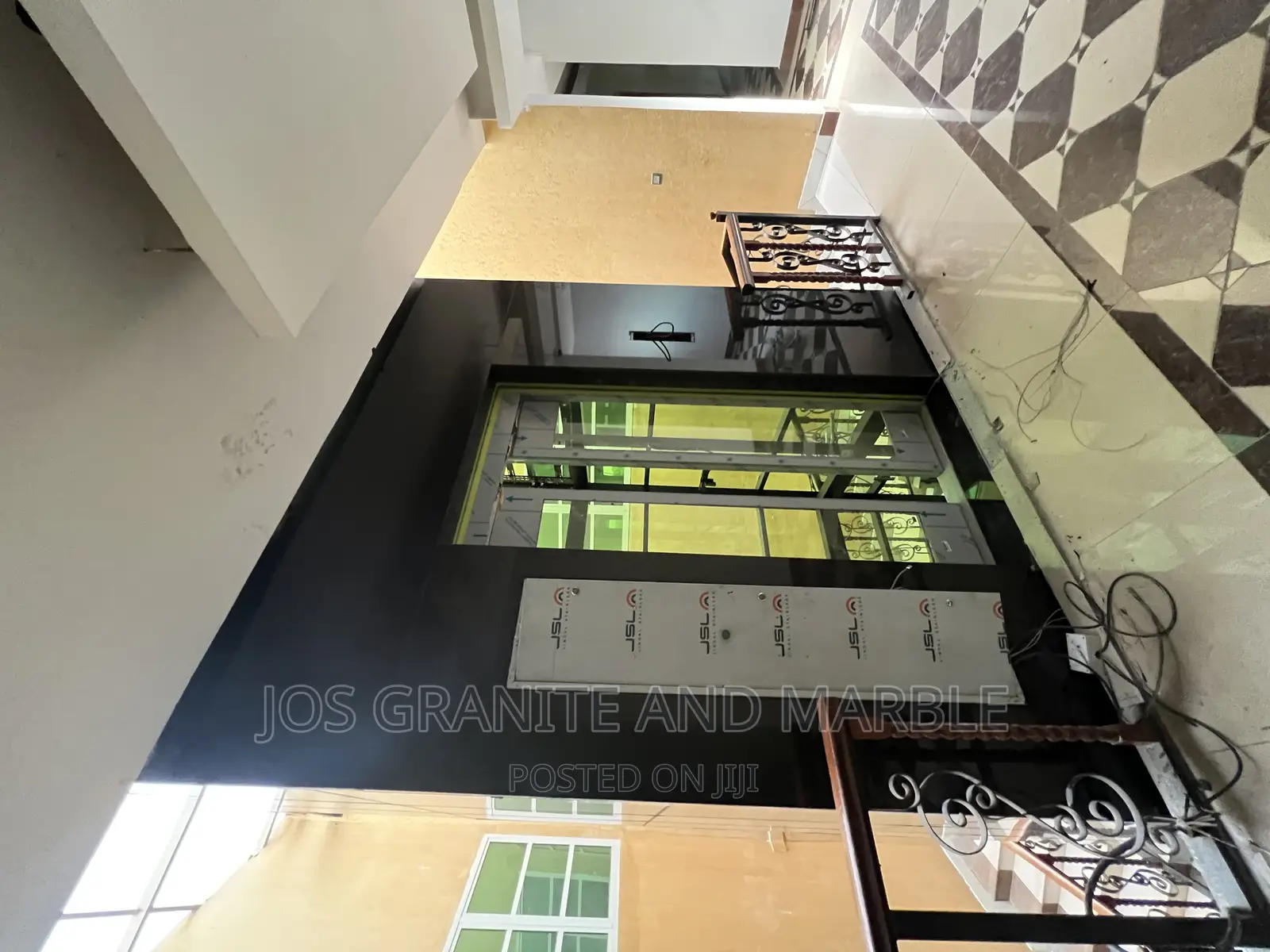 Black Granite Lift Finishing