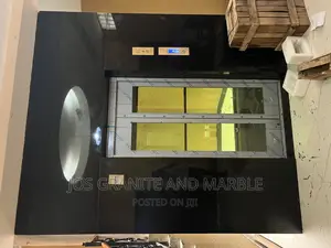 Black Granite Lift Finishing