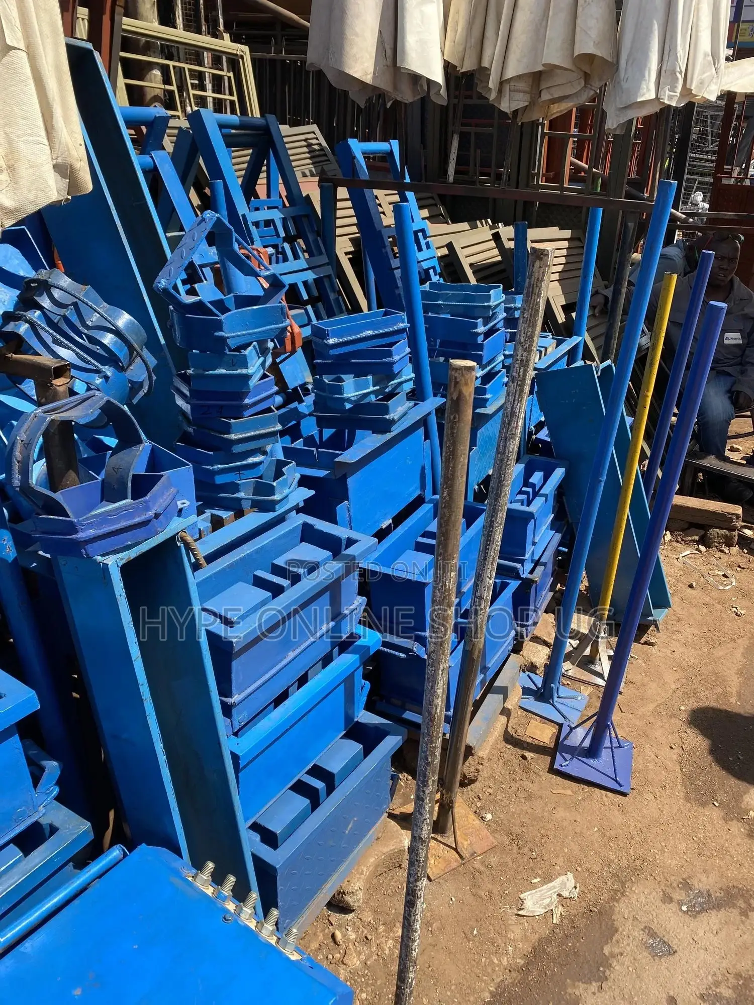 Paver Molds and Concrete Blocks Machine