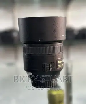 Nikon 85mm F/1.8g Fixed Lens With Auto Focus