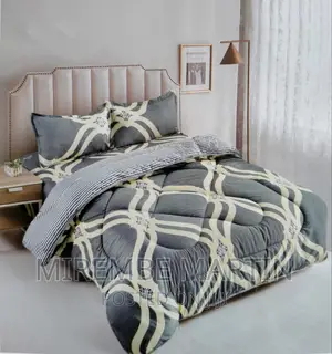 5*6 Duvet With One Bedsheet, Two Pillow Cases- Cream, Grey