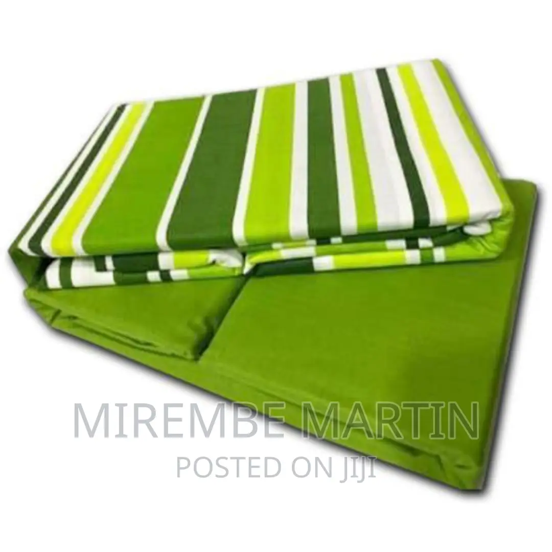 Cotton Bedsheets With 2 Pillowcases- Multicolor