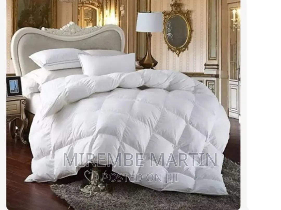High Quality Pure White Duvet Set