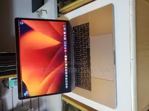 Laptop Apple MacBook Pro 2017 16GB Intel Core I7 SSD 500GB