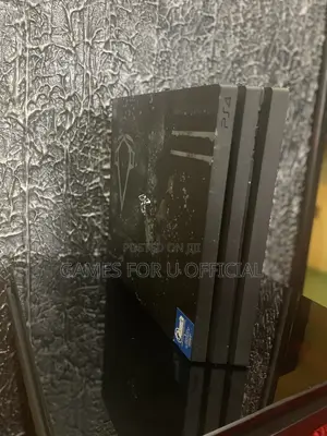Unchipped Ps4 Pro ##^