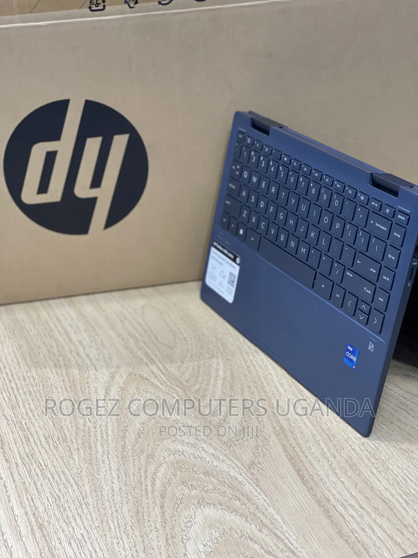 New Laptop HP Pavilion 13 X360 8GB Intel Core I7 SSD 512GB