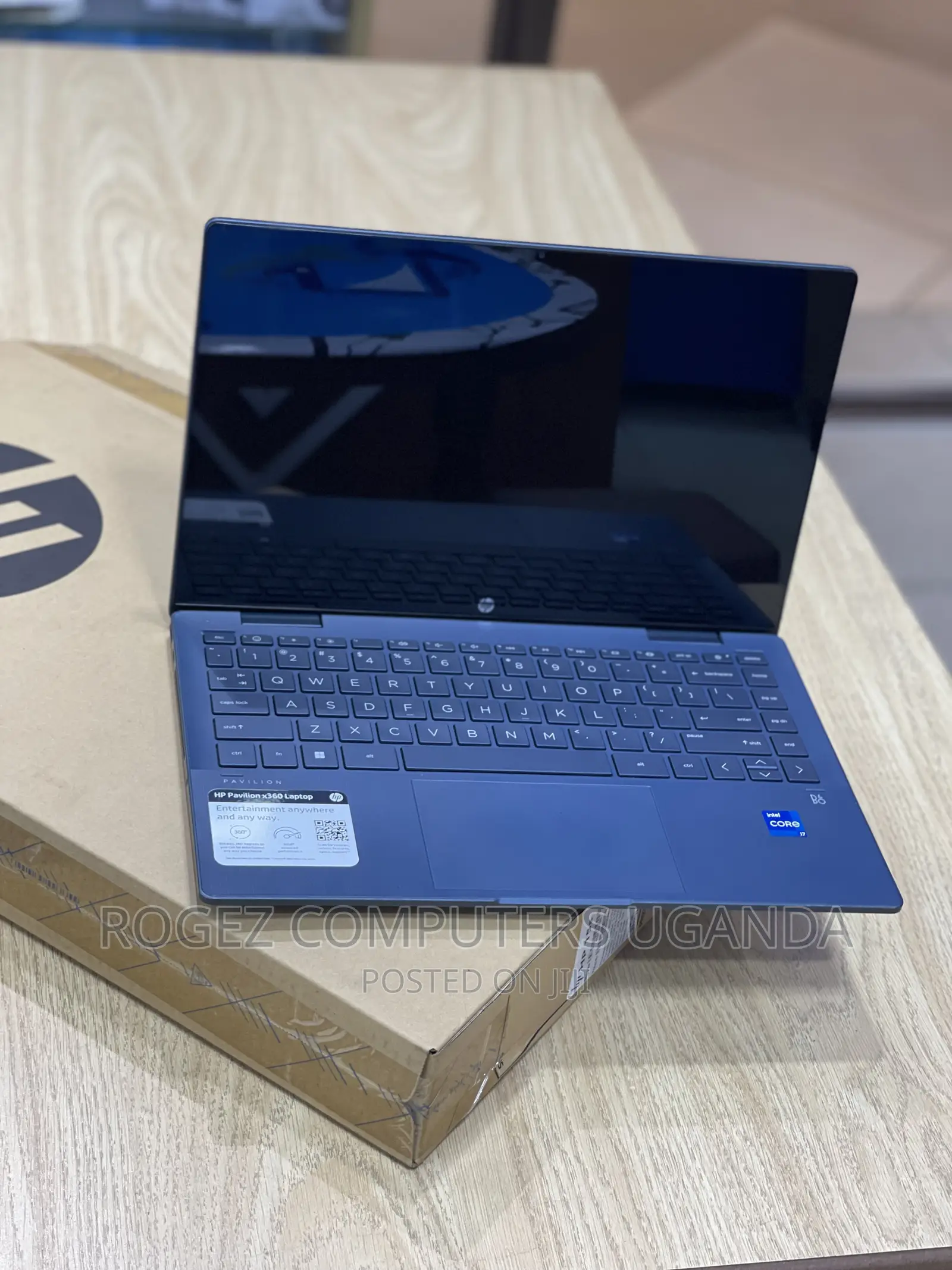 New Laptop HP Pavilion 13 X360 8GB Intel Core I7 SSD 512GB