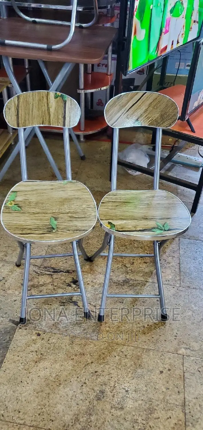Foldable Chairs