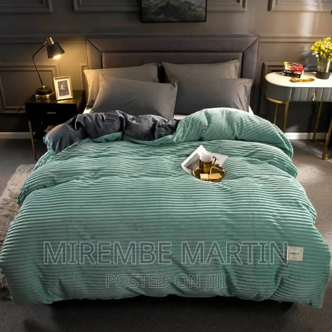 Coral Duvet With One Bedsheet and Two Pillowcases