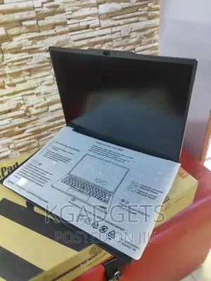 New Laptop Lenovo ThinkPad E14 Gen 4 8GB Intel Core I7 SSD 512GB