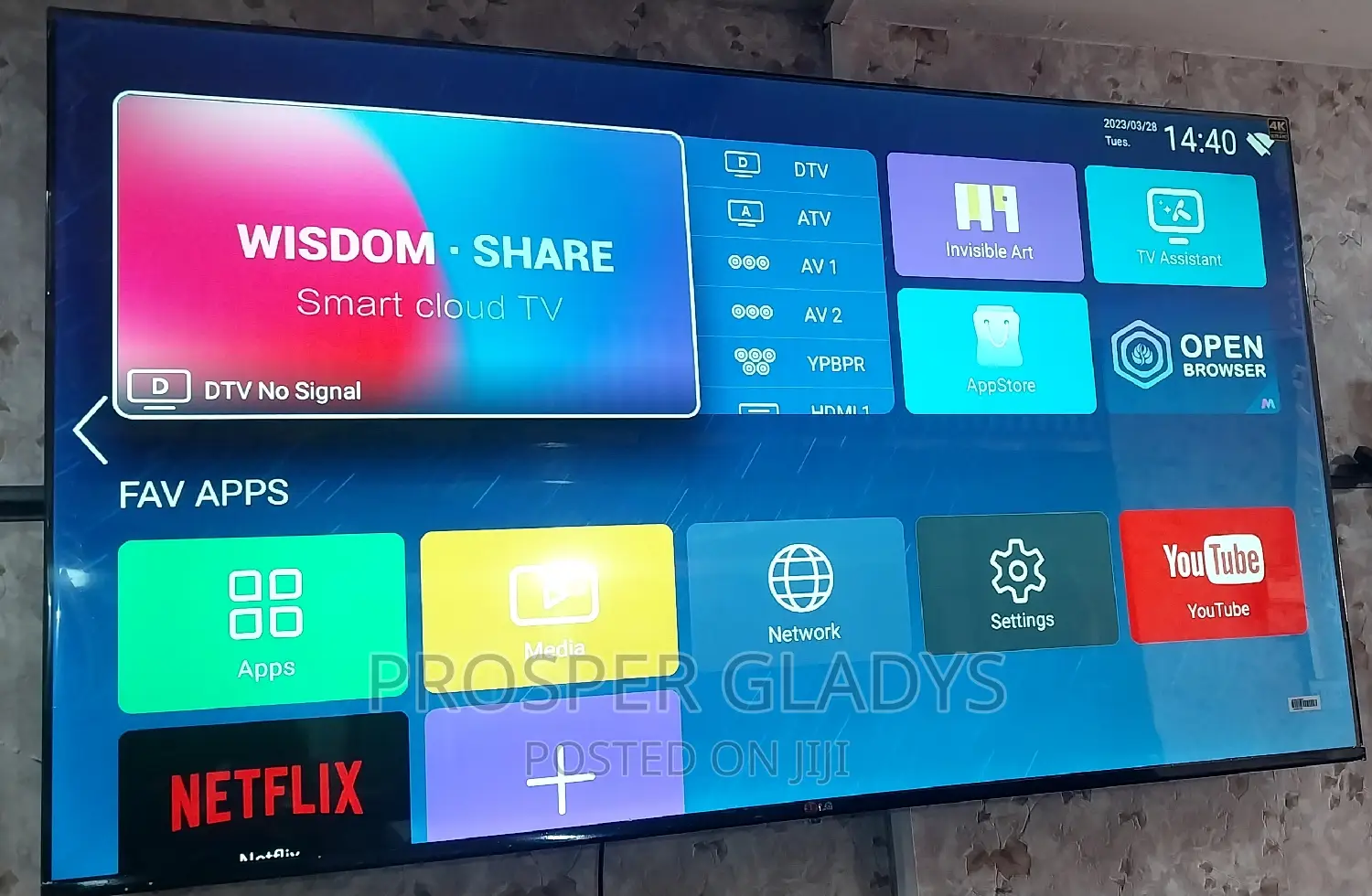 70 Inches Led Lg Smart UHD Flat Screen Flameless