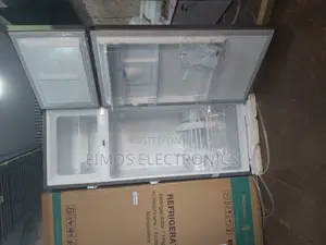 Hisense Fridge Double Door With Despenser 270 Litres
