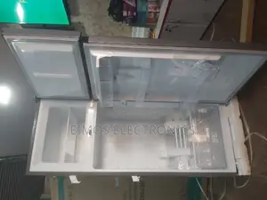 Hisense Fridge Double Door 270 Litres