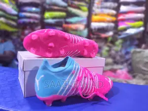 New Puma Soccerboots