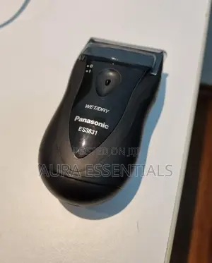 Panasonic Compact Travel Electric Shaver