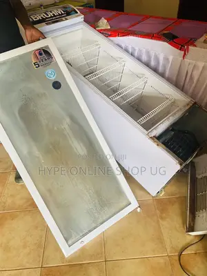 Dirty Fridge Glass Cleaning