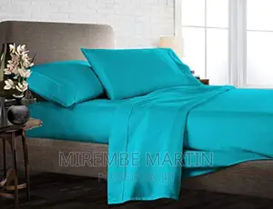6*6 Fitted Bedsheets With Two Pillowcases- Turquoise