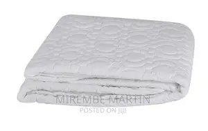 6*6 Mattress Protector- White