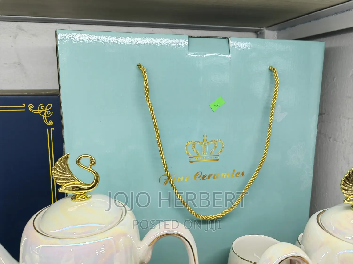 Tea Set With Teapot and Spoons, Exquisite Ceramics