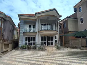 Furnished 5bdrm Duplex in Kyanja Tarmacked, Nakawa for sale