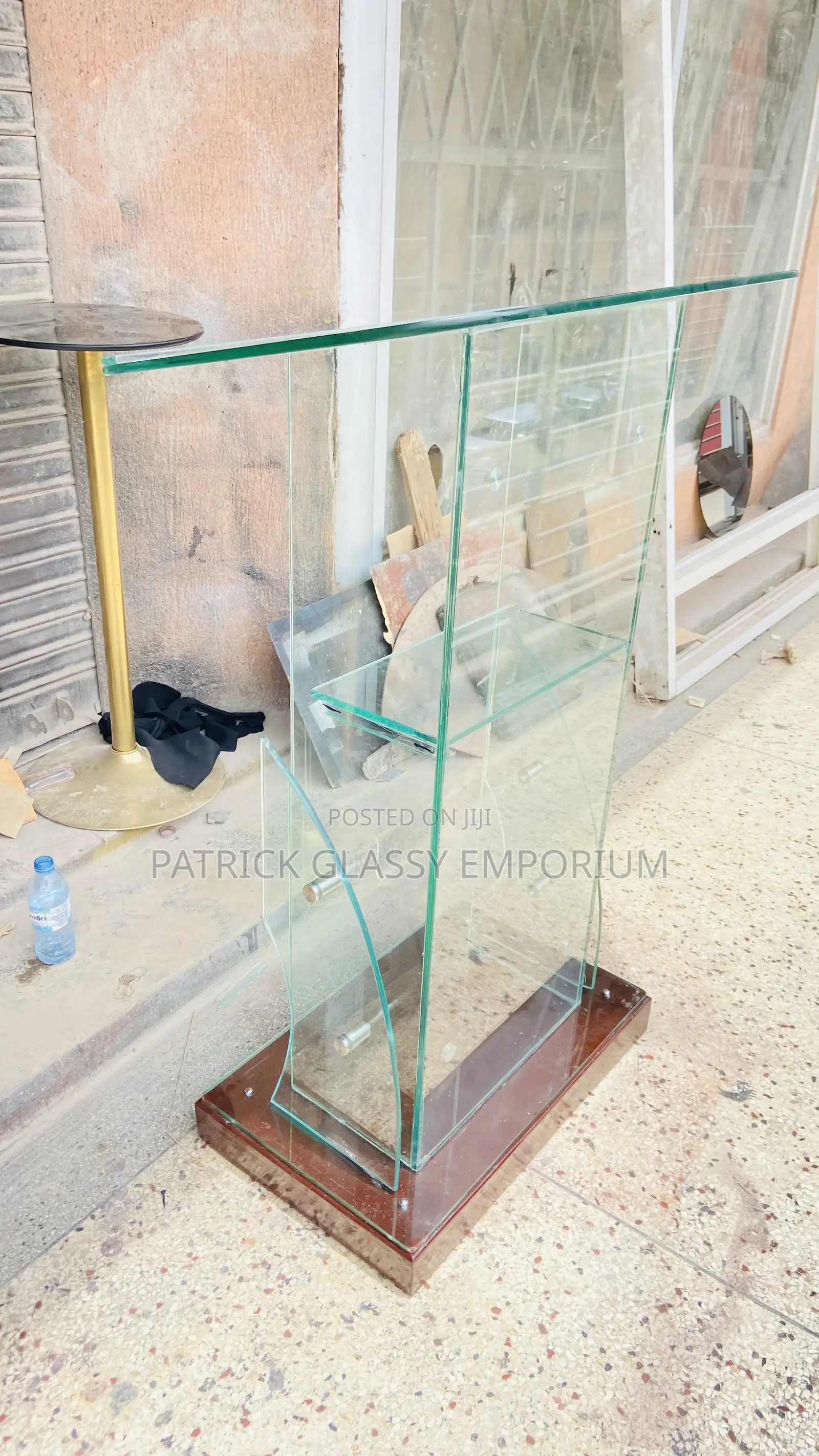 Glass Podium