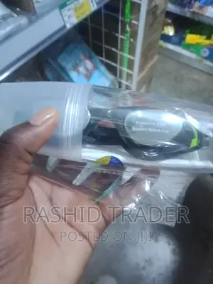 Swimming Goggles in Stock 1