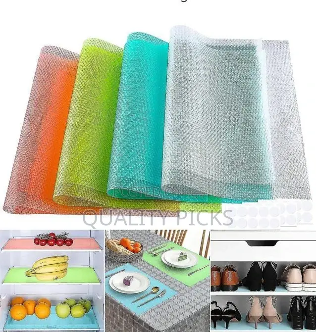Plastic Table Place Mat