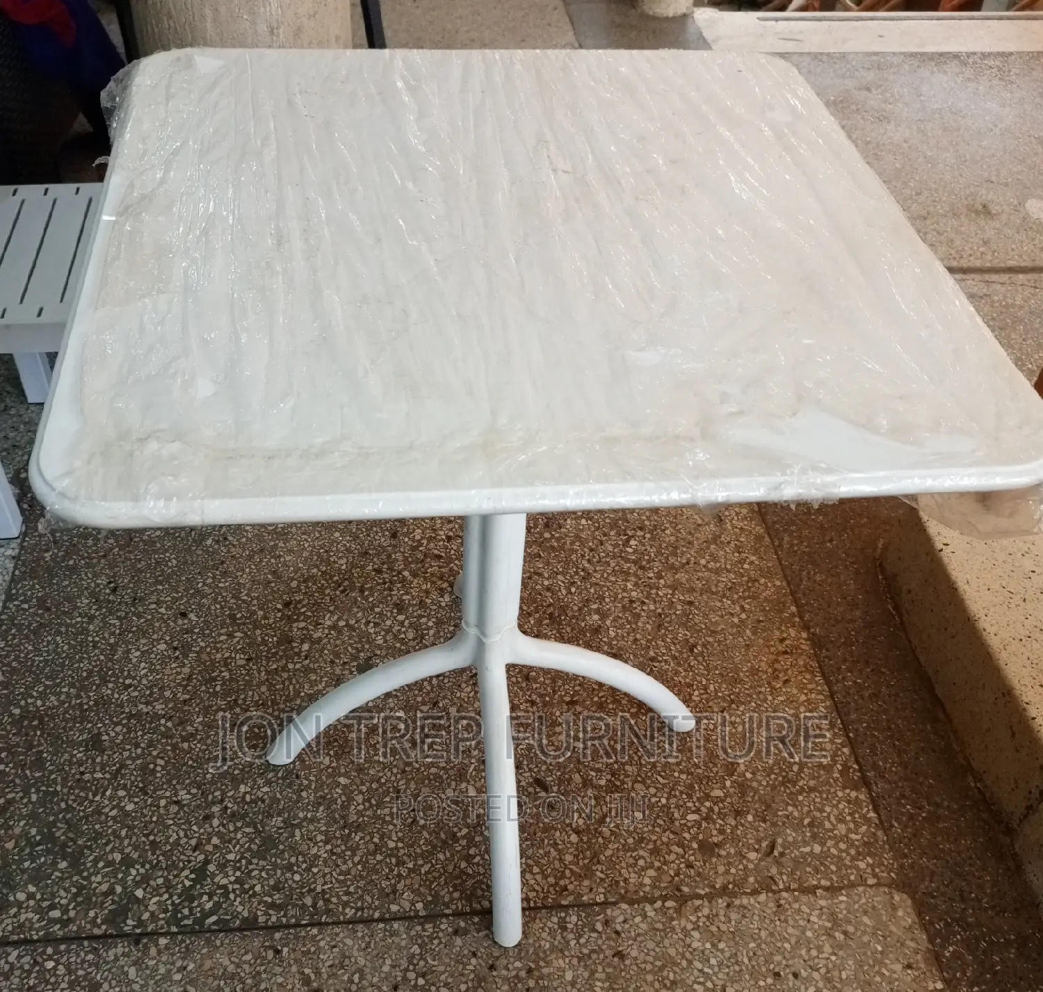 Bar and Restaurant Table