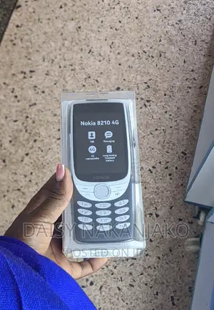 New Nokia 8210 4G Black