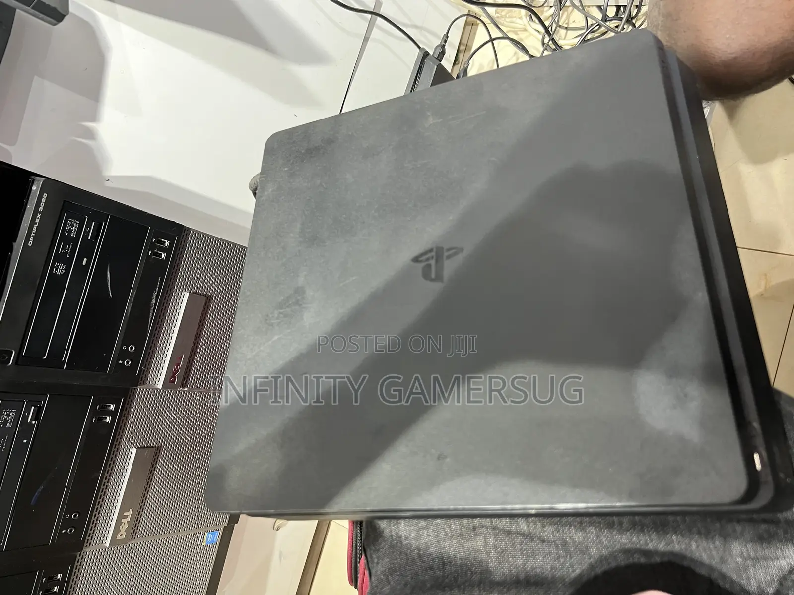 Ps4 Slim With 2 Games