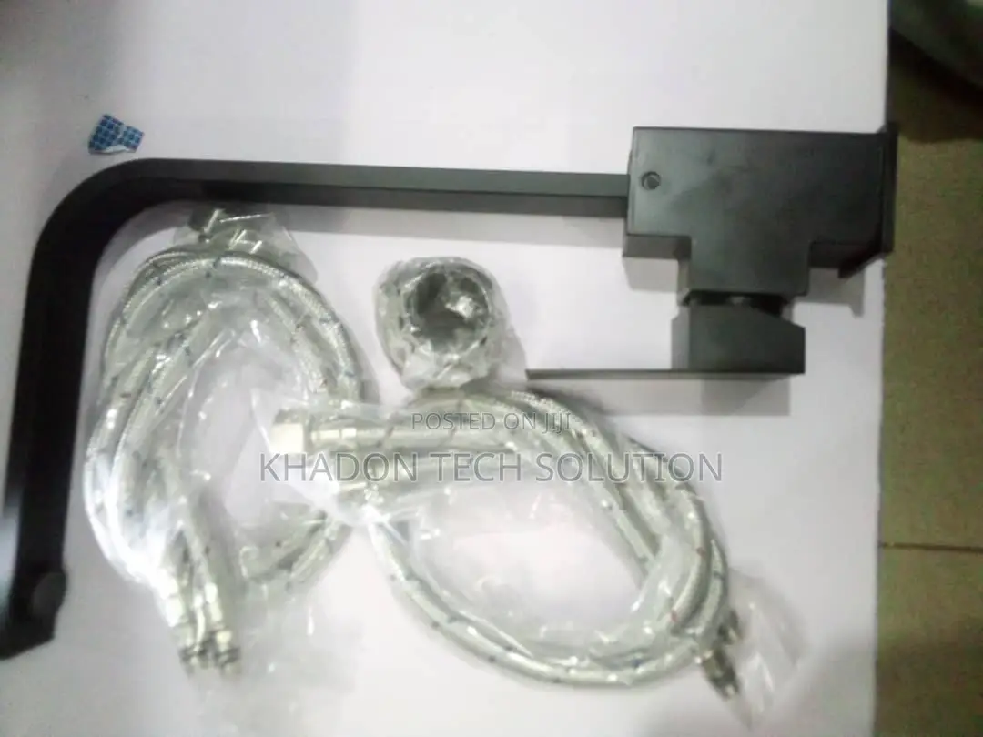 Huma Black Kitchen Mixer