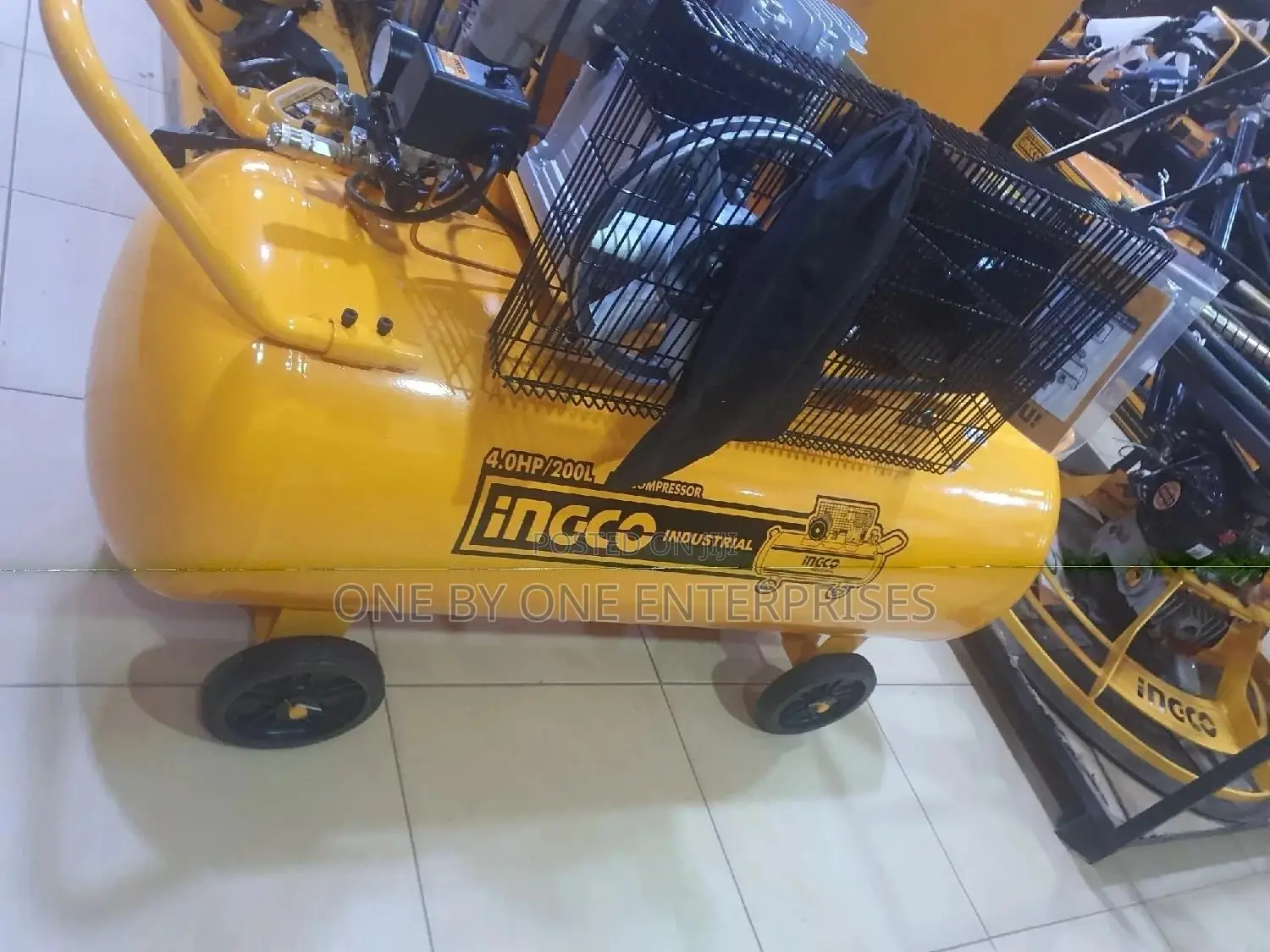 INGCO Air Compressor 4hp 200L Industrial