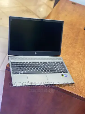 New Laptop HP ZBook 15 32GB Intel Xeon SSD 512GB