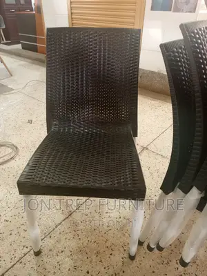 Plastic Restaurant Chair