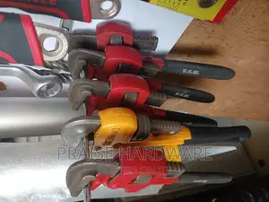 Pipe Wrench