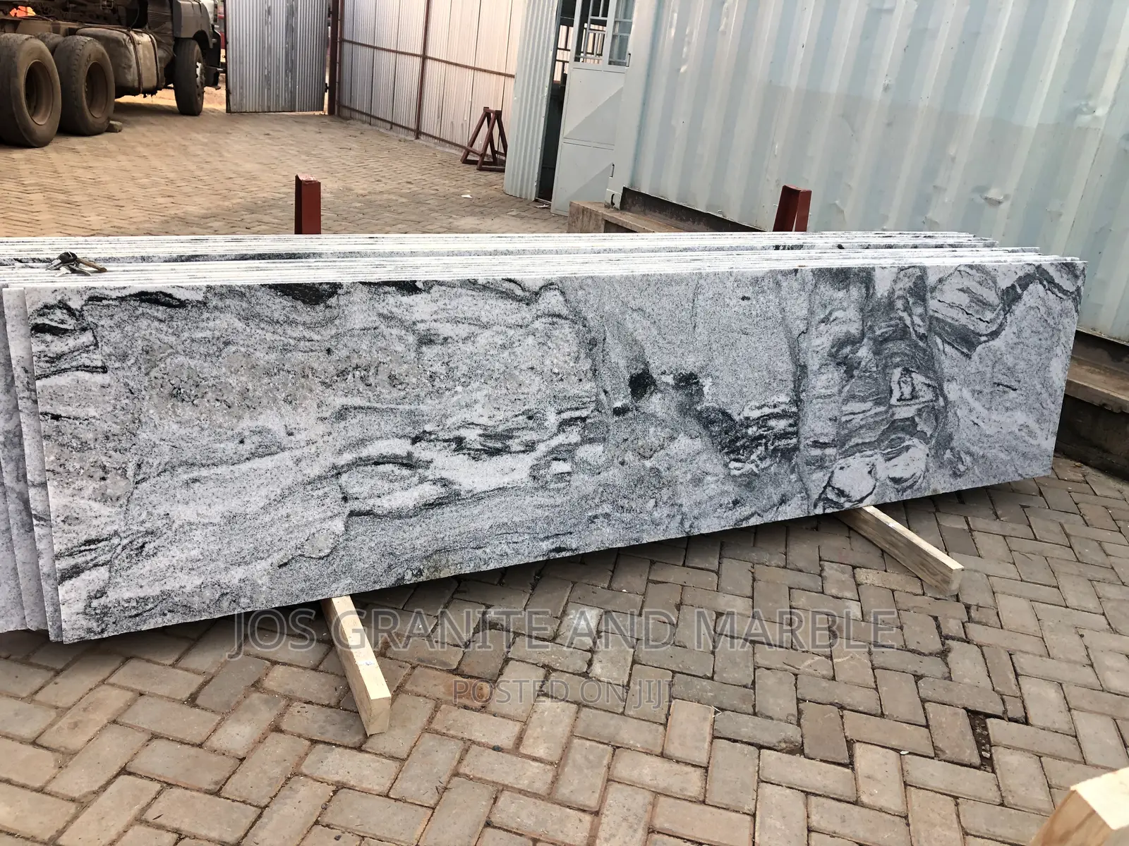 Visco White Granite