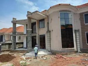 Furnished 5bdrm Mansion in Kitende, Ssabagabo-Makindye for sale