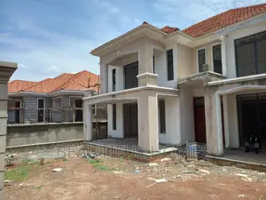 Furnished 5bdrm Duplex in Kitende, Ssabagabo-Makindye for sale