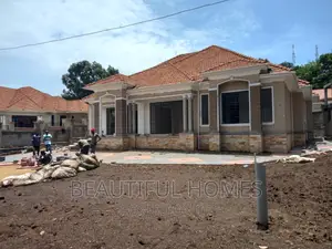 Furnished 5bdrm House in Bwebajja, Ssisa for sale