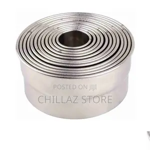 12pcs Stainless Steel Round Cookie Cutter.