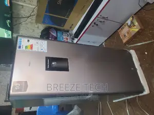 Hisense Fridge 229 LTRS
