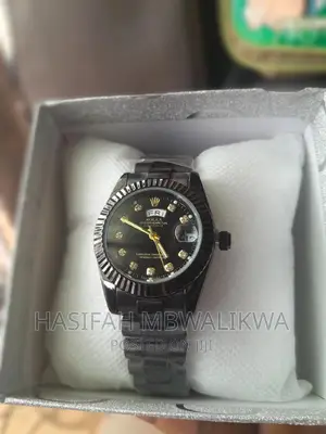 Black Rolex Ladies Watch With a Gift Box