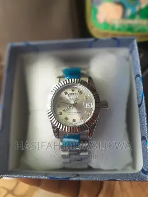 Silver Rolex Ladies Watch With a Gift Box