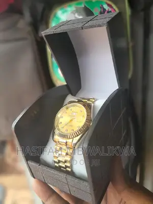Golden Rolex Men's Watch With a Gift Box