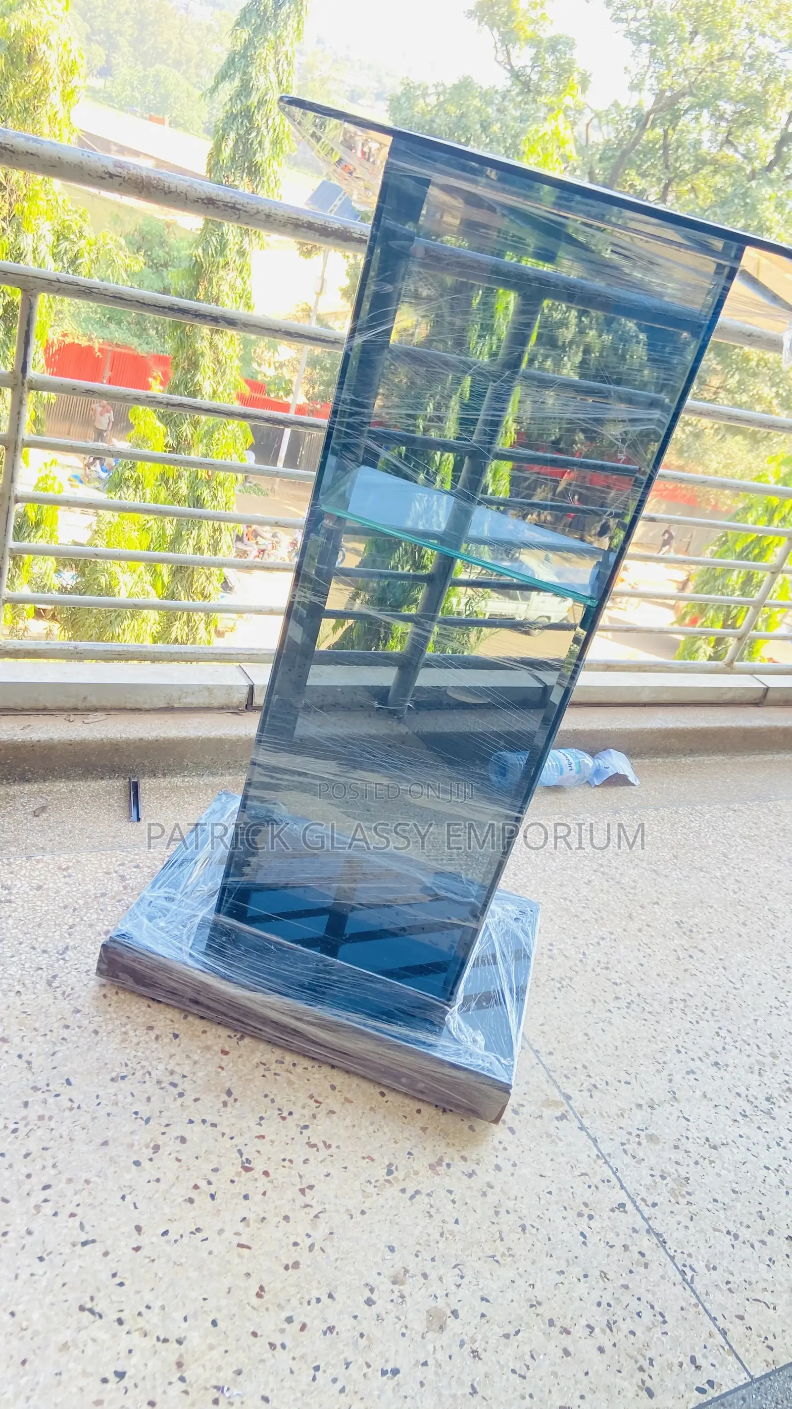 Black Glass Podium